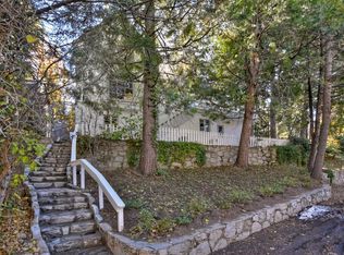 323 Sunset Dr, Lake Arrowhead, CA 92352
