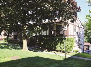 631 Sierra Vista Ln, Valley Cottage, NY 10989
