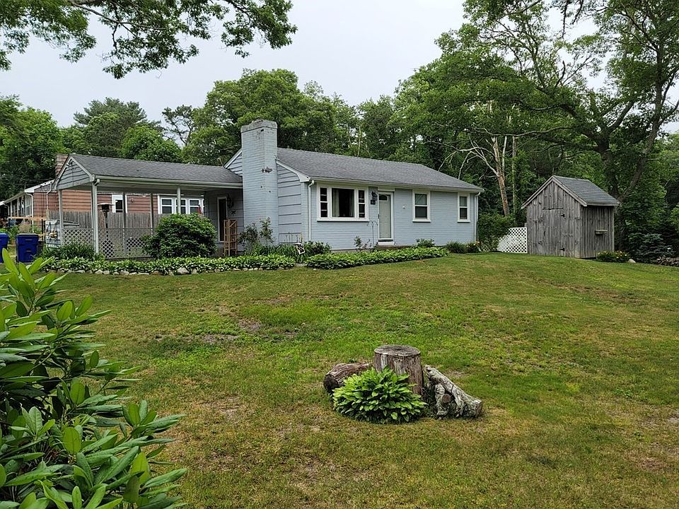 2nd image of 55 Clay Pond Rd