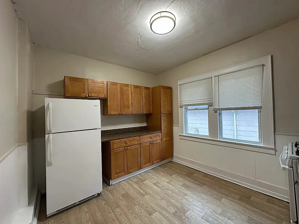 242-244 6th St