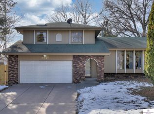 7579 Polk St, Ralston, NE 68127