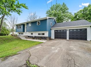 428 Boswell Hill Rd, Endicott, NY 13760