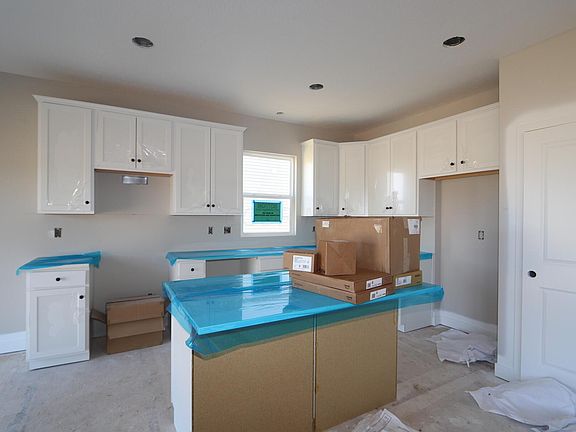 4th image of 6392 Canosia St