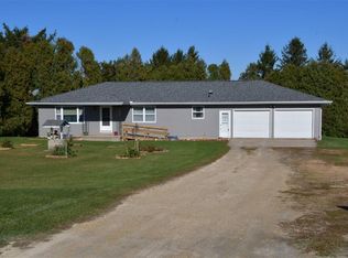 19246 County Road E45, Anamosa, IA 52205