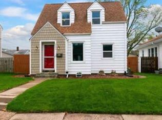 2609 E High St, Davenport, IA 52803