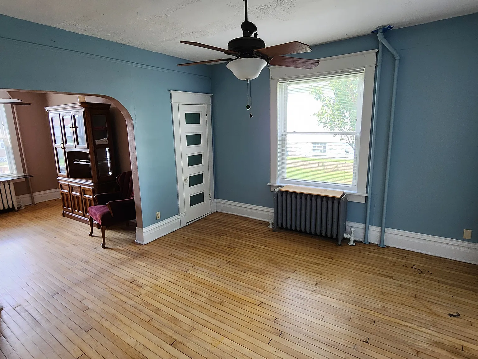 2 bed, 1100 sqft, $1,350 — Photo 4