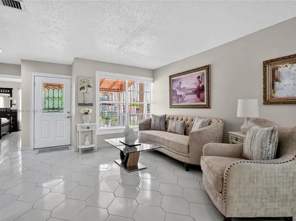 6570 W 2nd Ct #19C, Hialeah, FL 33012