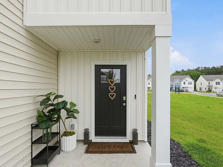 27 Cedar Creek Ln — Photo 2