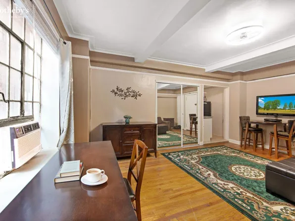 10 Park Avenue image 5 of 13