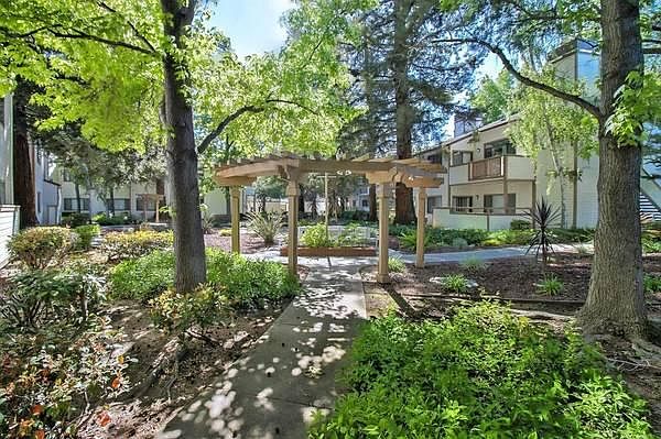 1st image of 1415 Foothill Meadows Ct #1415