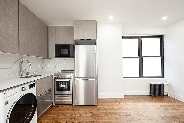 Rented by R New York | media 1