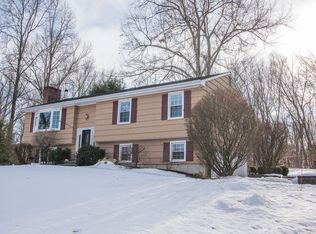 35 Putnam Rd, New Milford, CT 06776