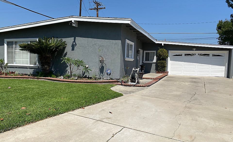1st image of 13012 Wicker Dr