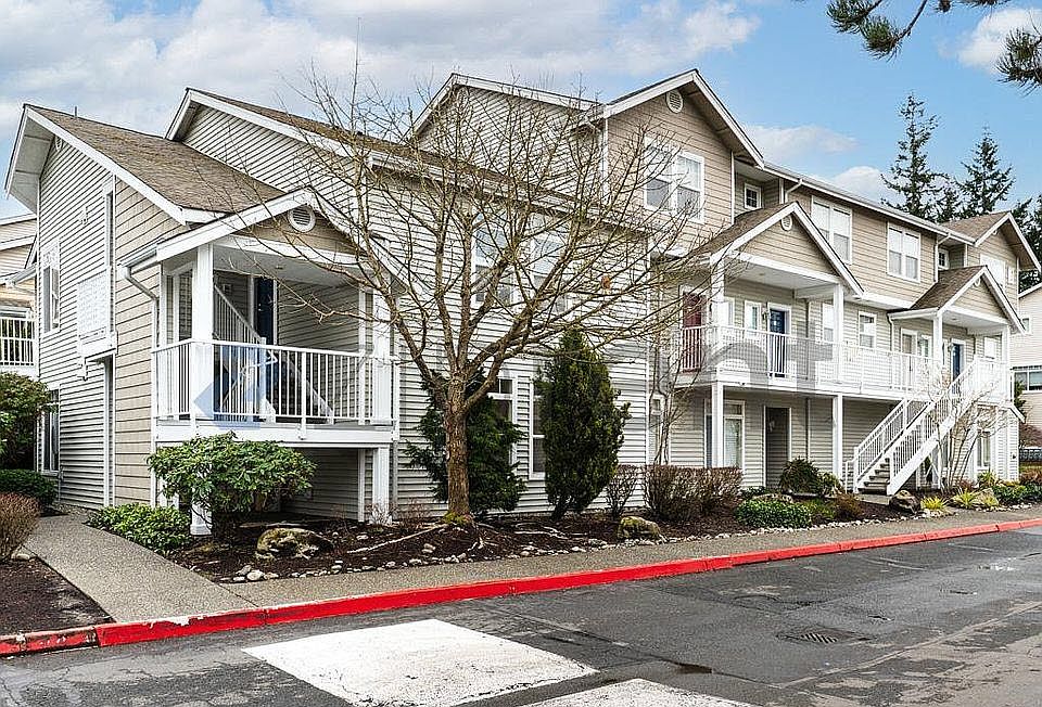 1st image of 5400 Harbour Pointe Blvd Unit J201