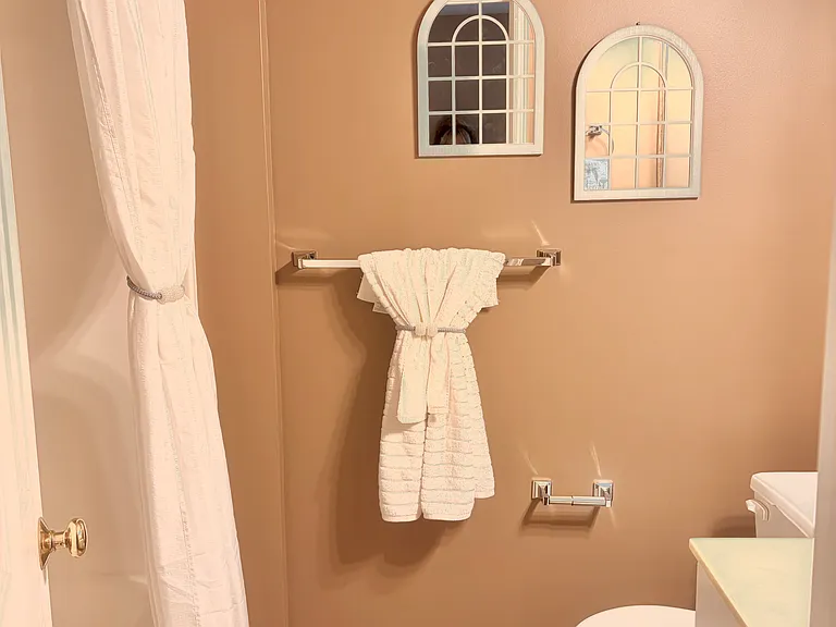 631 Mill Pond Ct — Photo 6