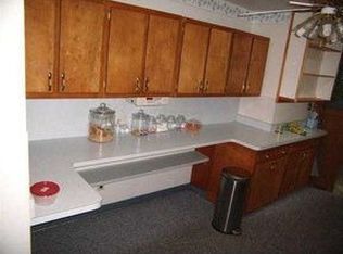 493 E Cooke Rd, Columbus, OH 43214