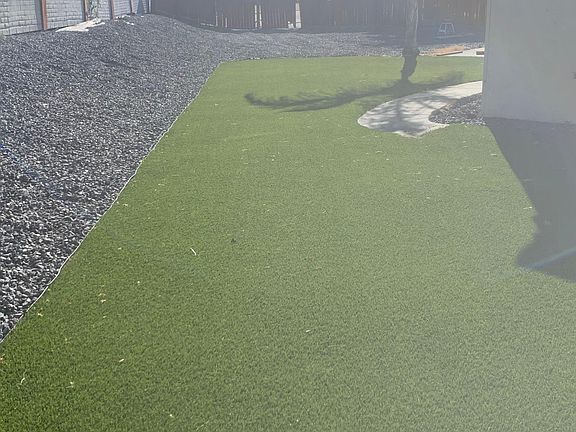 4th image of 120 Bond Ave