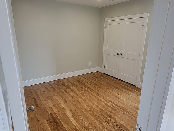 5th image of 731 N Broadway Unit 3
