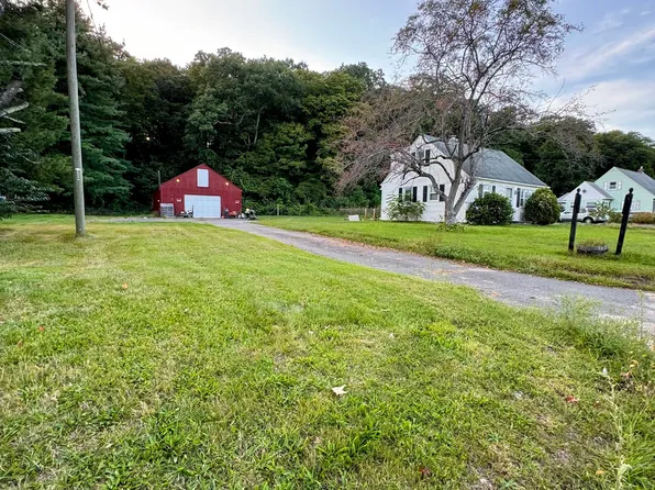 660 Lake Avenue, Bristol, CT 06010