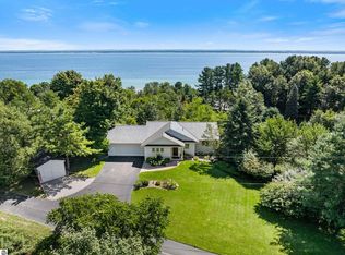 3939 Blue Heights Dr, Traverse City, MI 49686