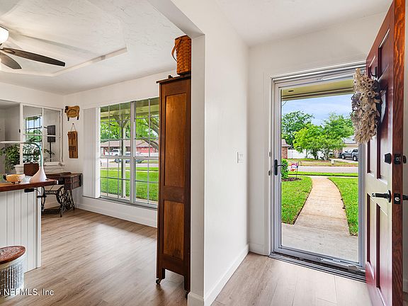 4th image of 8208 WORM WOOD Road