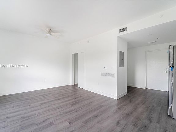 4th image of 1165 NW 8th Ave #101