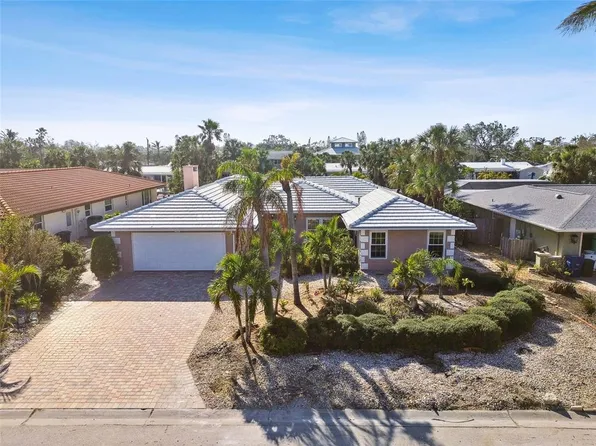 322 Avenida De Paradisio, Sarasota, FL 34242