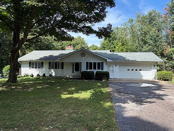 3rd image of 7026 Farr Rd