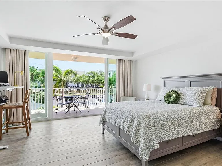 223 Island Way #2D — Photo 20