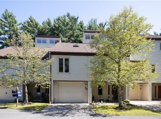 15 Tolland Bore, East Aurora, NY 14052