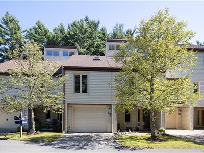 15 Tolland Bore, East Aurora, NY, 14052
