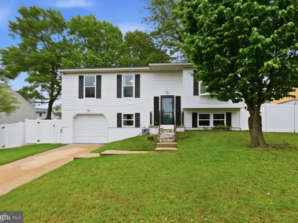 7949 Innkeeper Dr, Severn, MD 21144