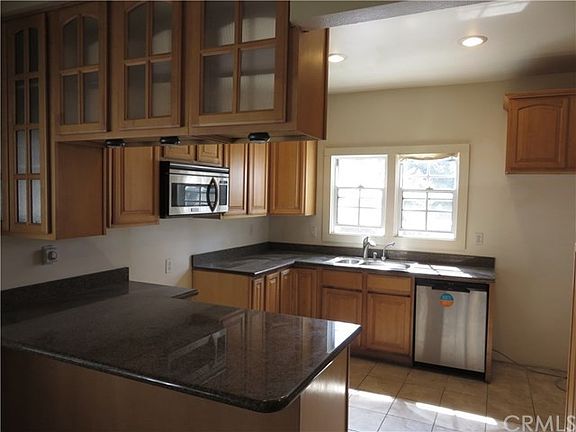 4th image of 315 S Chapel Ave