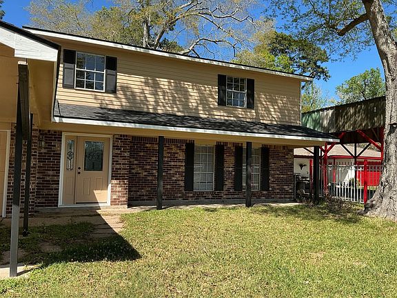 3rd image of 25587 White Oak Ln