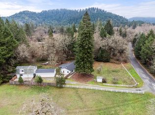 464 Sunny Glen Way, Wolf Creek, OR 97497