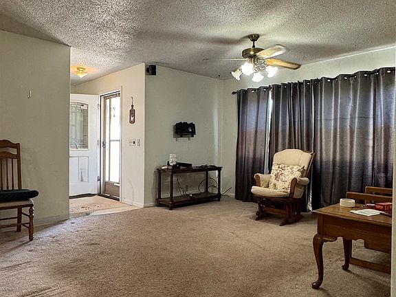 3rd image of 719 W Highway St
