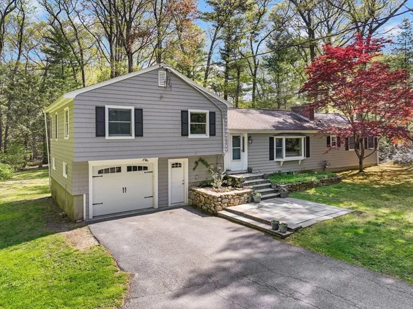 214 Glezen Ln, Wayland, MA 01778