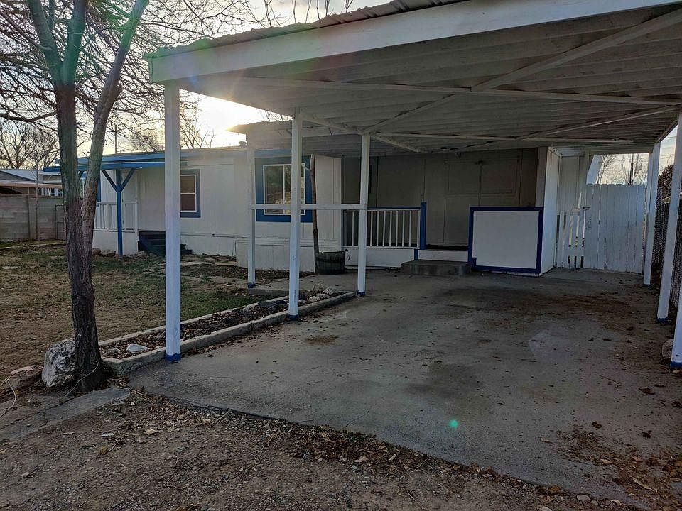 1st image of 609 Tropicana Dr