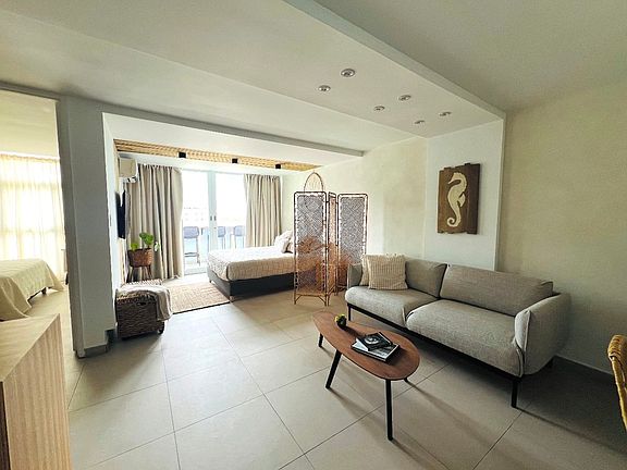 5th image of 5757 Avenue Isla Verde
