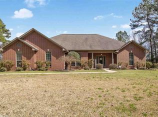 8819 Whiteville Rd, Pine Bluff, AR 71603