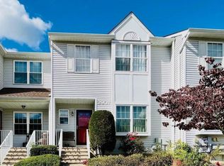 2907 Smoke House Ct, Freehold, NJ 07728