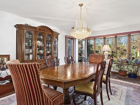 2nd image of 1125 Tuckers Ln
