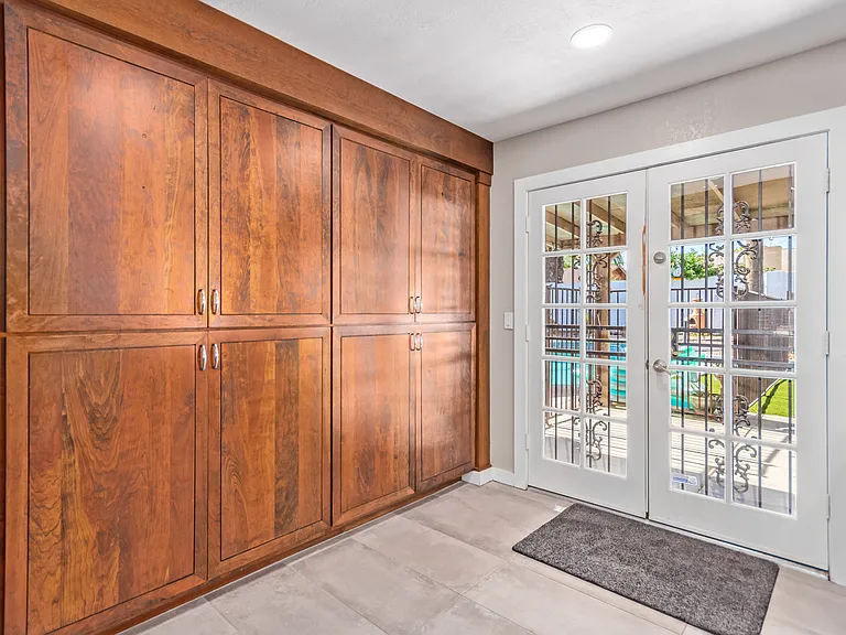 1010 E Wescott Dr — Photo 10