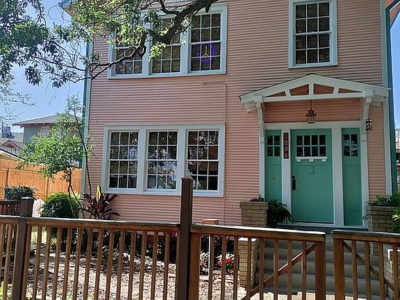 2nd image of 3205 Avenue O 1/2