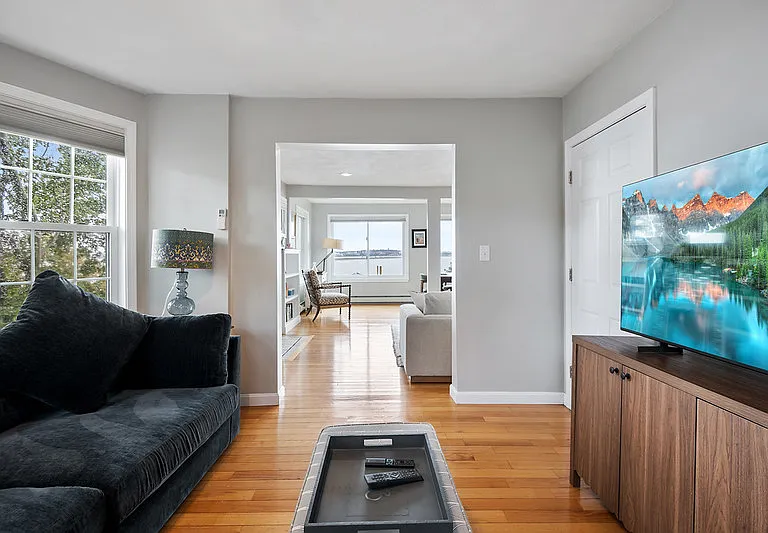 129 Wilson Rd — Photo 4