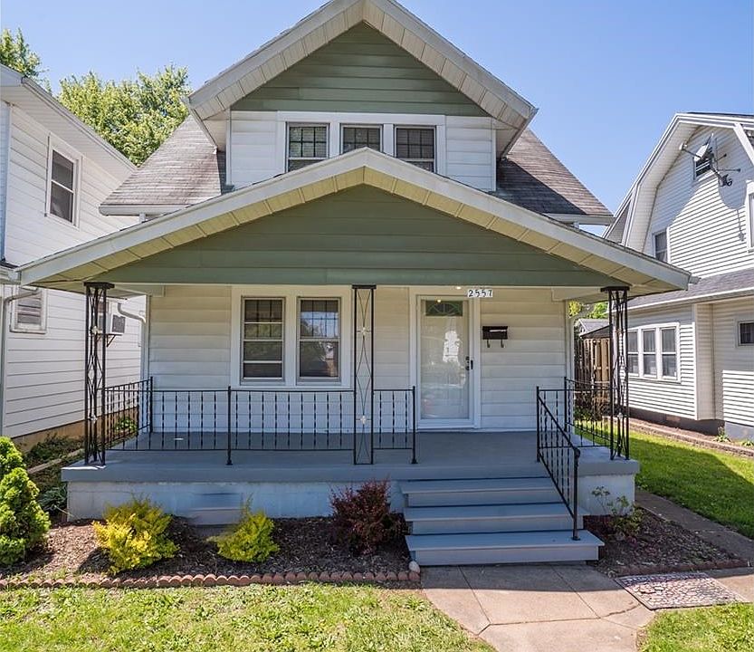 1st image of 2557 Mundale Ave