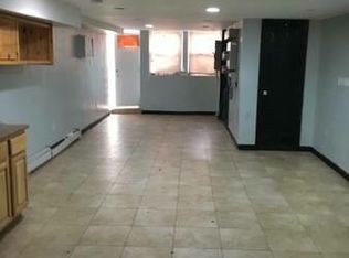 9 W 9th St #1, Brooklyn, NY 11231