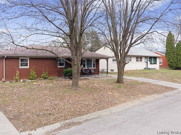 4th image of 1006 Morris Avenue