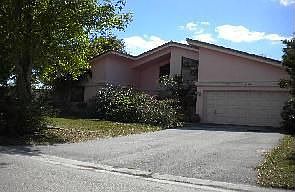 2nd image of 11018 Glenwood Dr