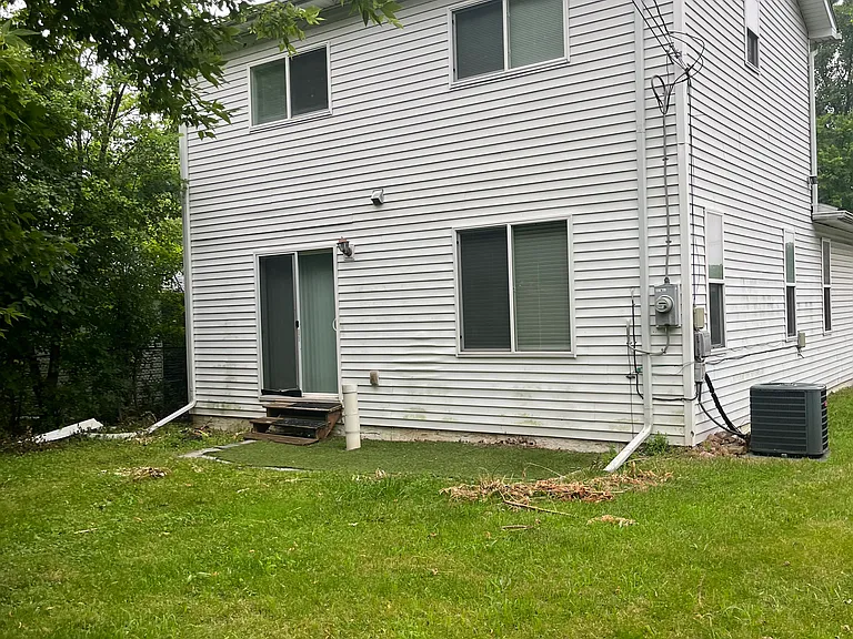 22741 Middlebelt Rd — Photo 7